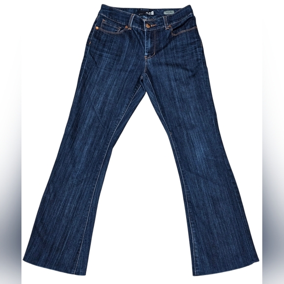 Seven7 Denim - Seven7 Studio Mid-Rise Women's Sexy Flare Jeans, Size 4, Like New!